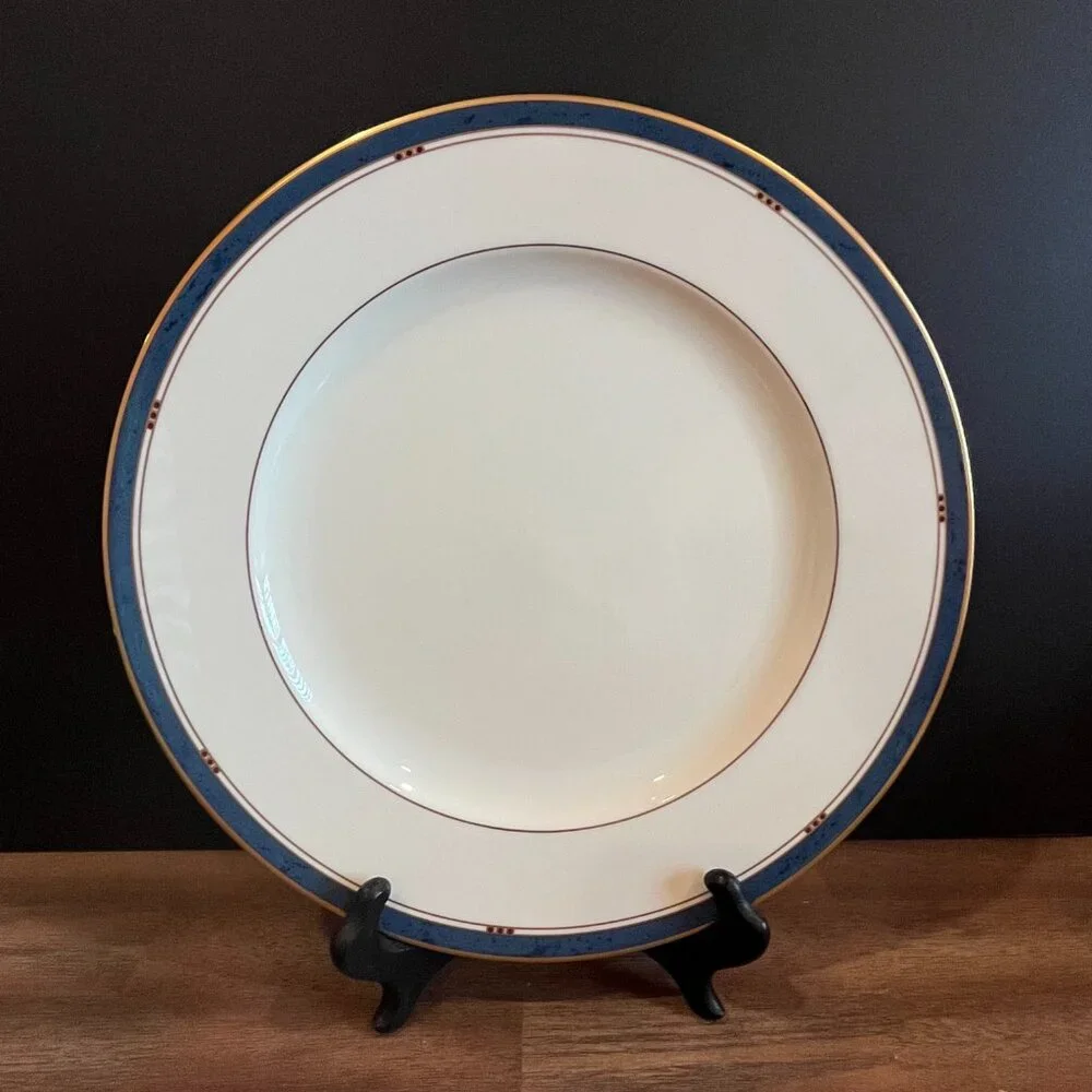 Pfaltzgraff Hampton Four (4) Piece Place Setting